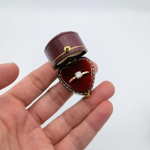 Vintage heart red ring box - heart,